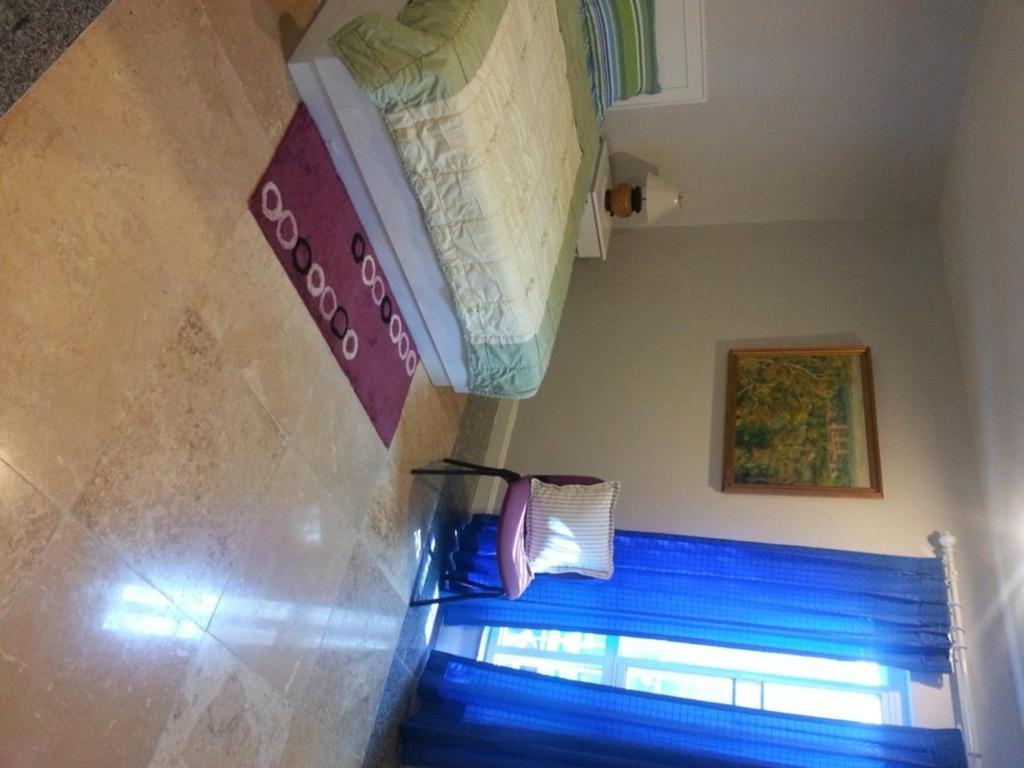 Yiasu Bed And Breakfast Pattaya Rom bilde