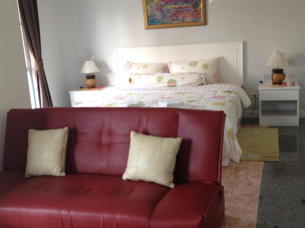 Yiasu Bed And Breakfast Pattaya Rom bilde