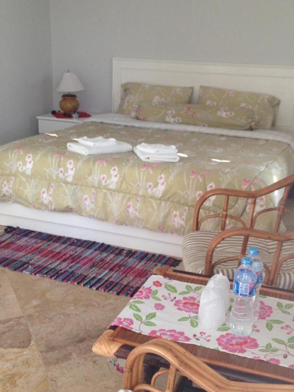 Yiasu Bed And Breakfast Pattaya Rom bilde